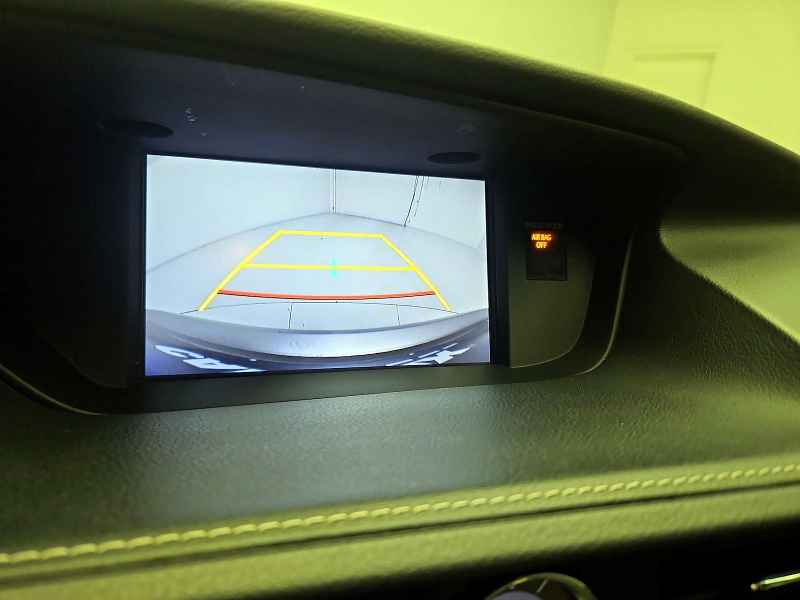 2015 Lexus ES 350 - Photo 16