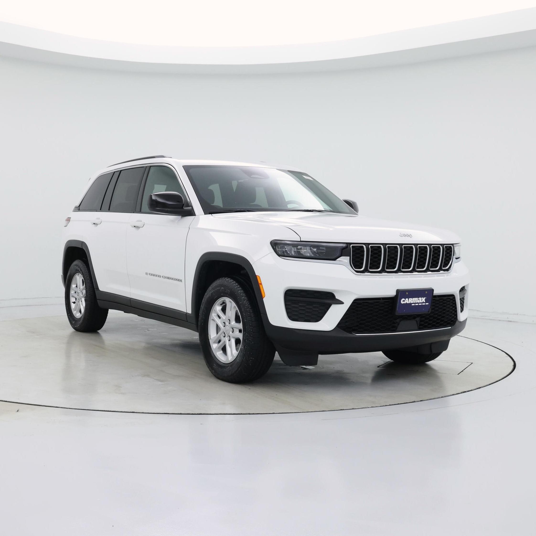 White 2025 Jeep Grand Cherokee SUV / Crossover Four-Wheel Drive Automatic