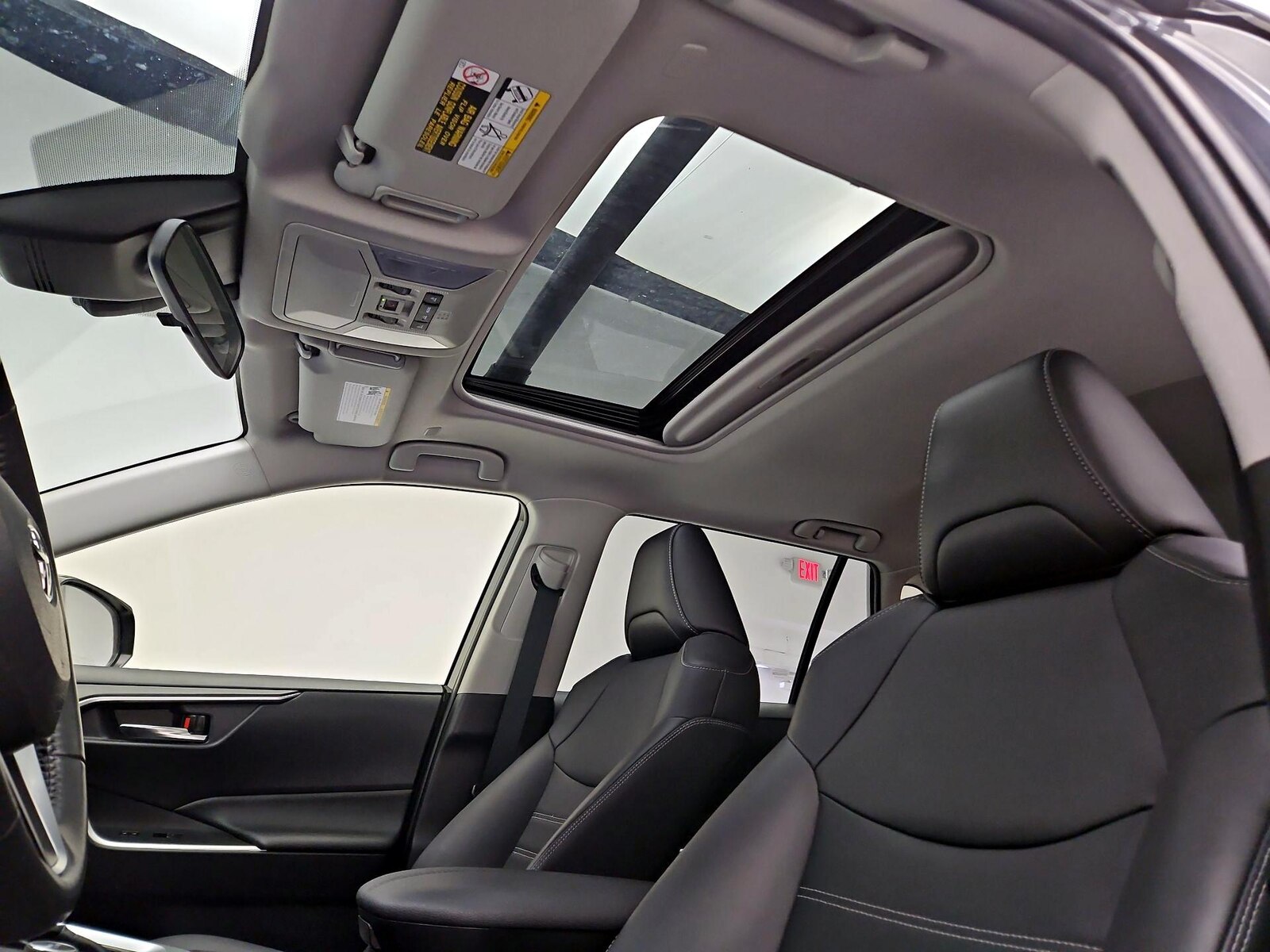Sunroof(s) & Overhead Airbags