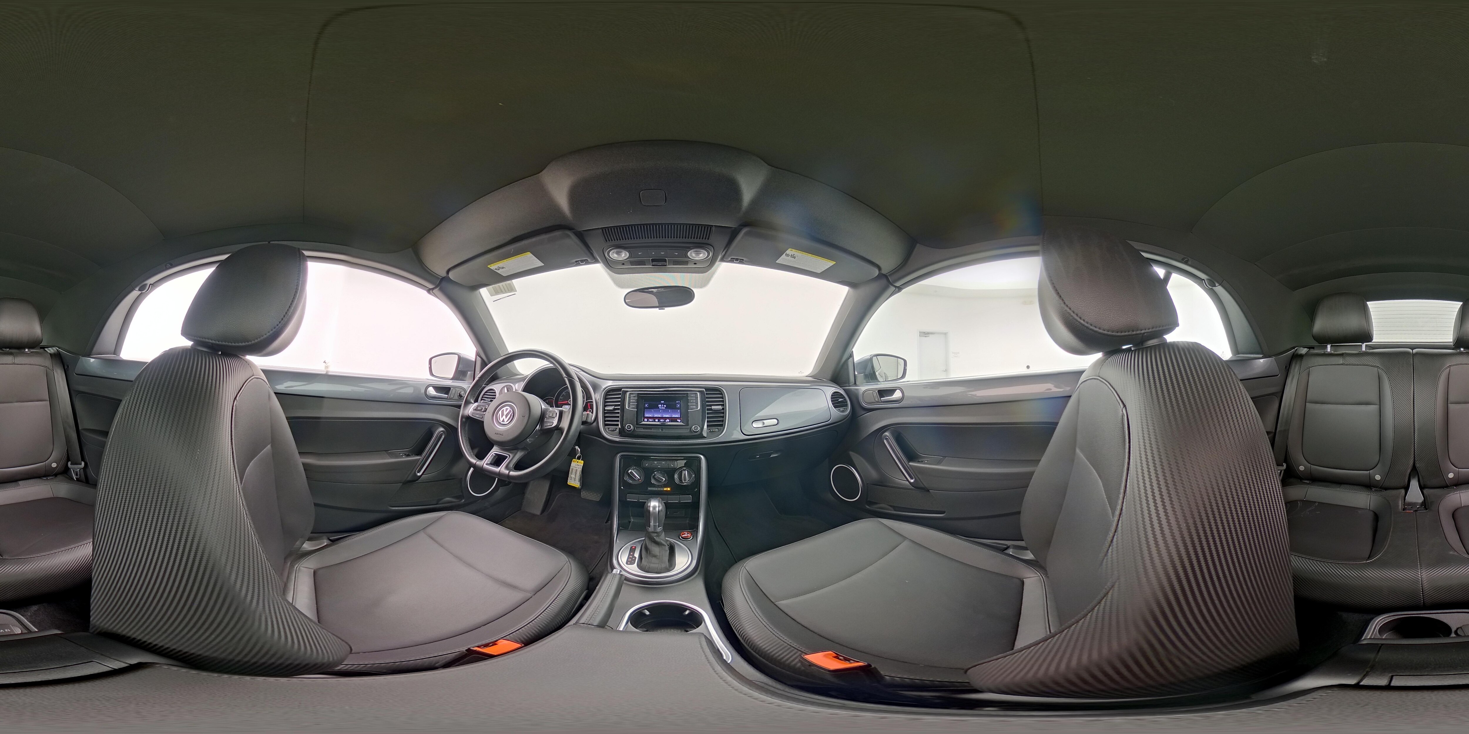 2019 Volkswagen Beetle S - Photo 24