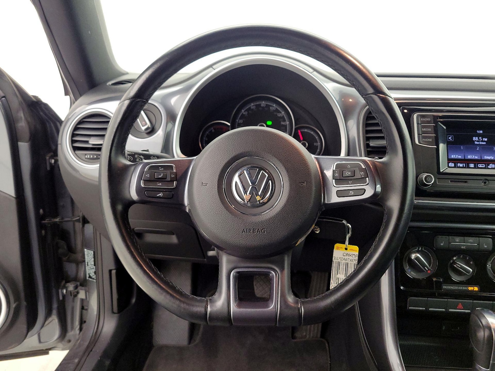 2019 Volkswagen Beetle S - Photo 11