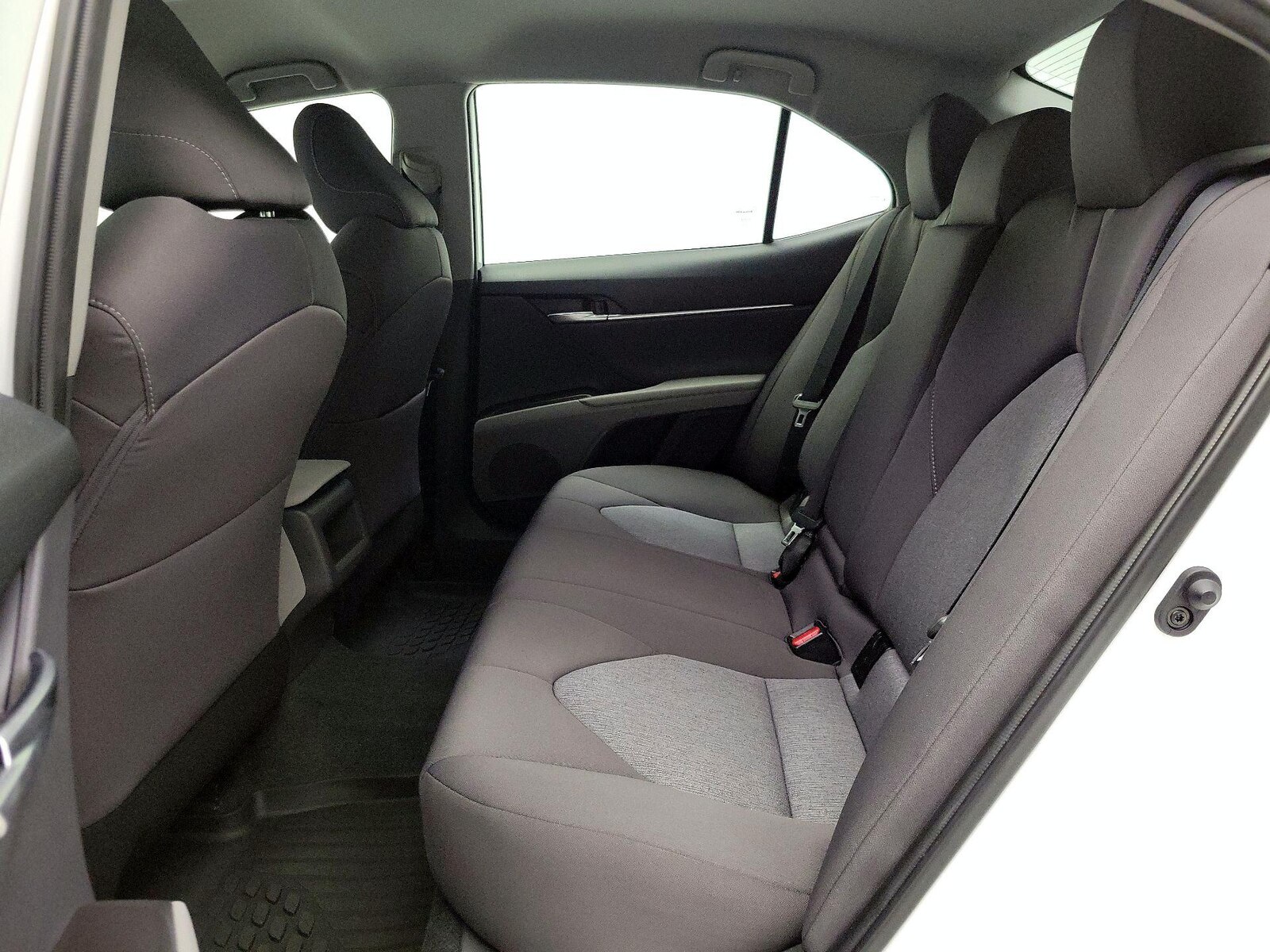 2023 Toyota Camry LE - Photo 20