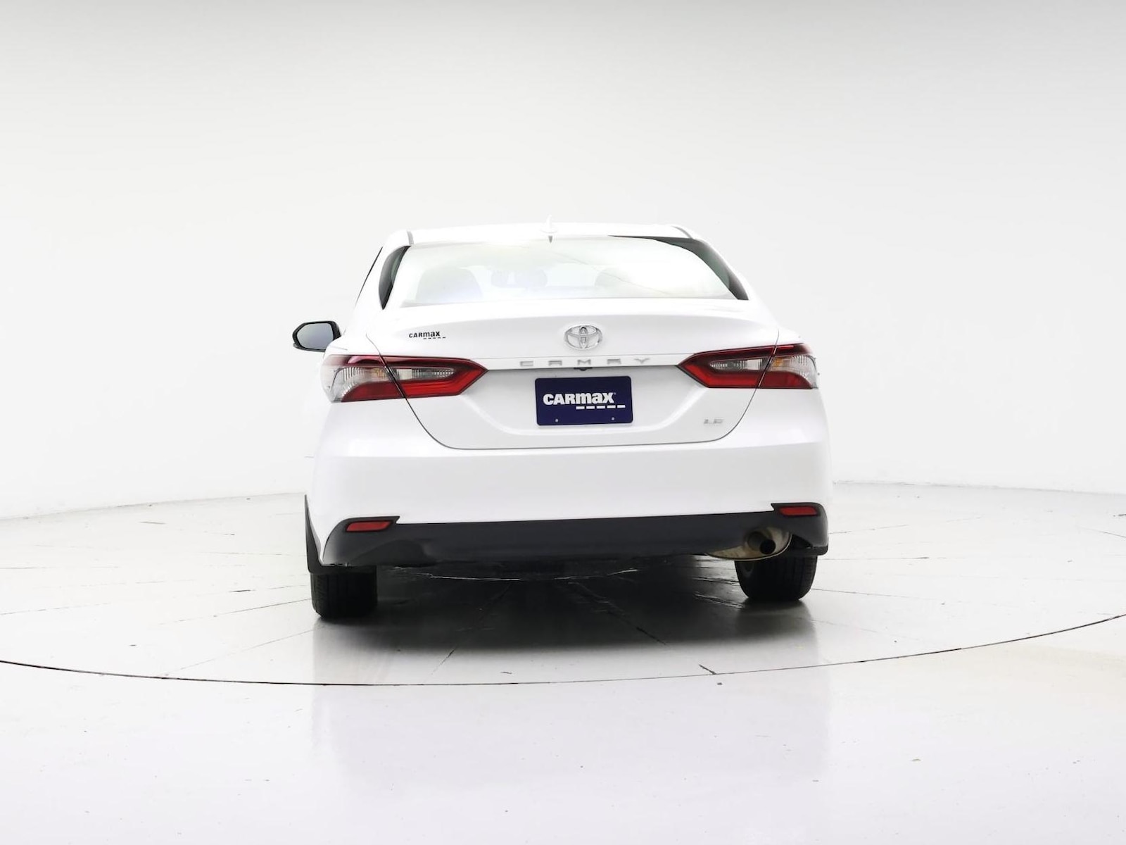 2023 Toyota Camry LE - Photo 7