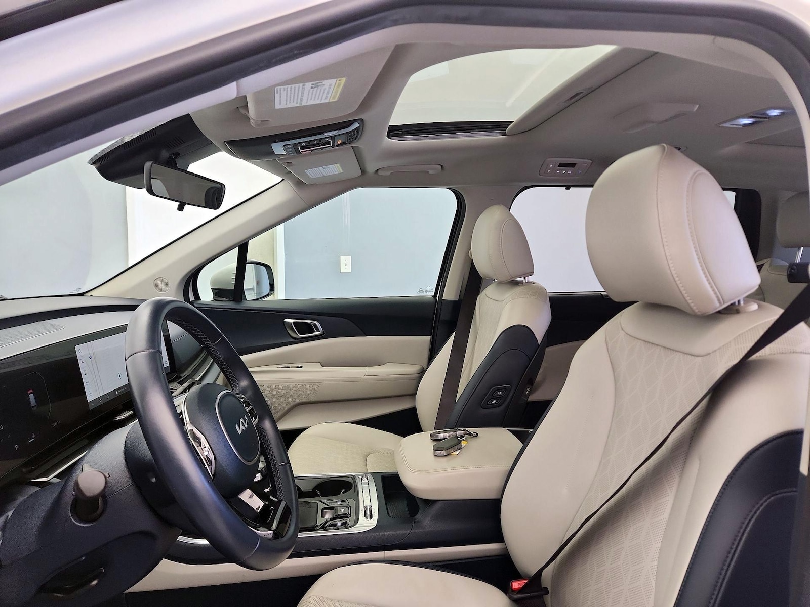 Sunroof(s) & Overhead Airbags