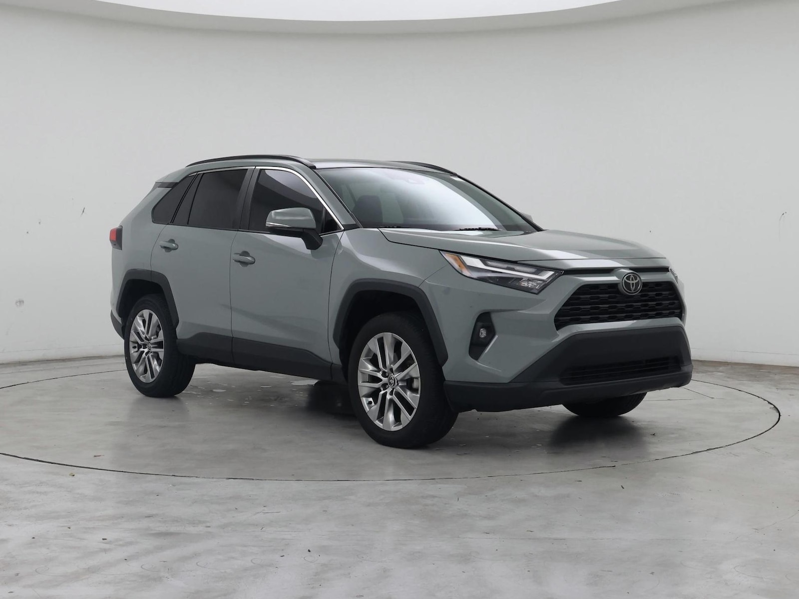 2023 Toyota RAV4 XLE Premium - Photo 2