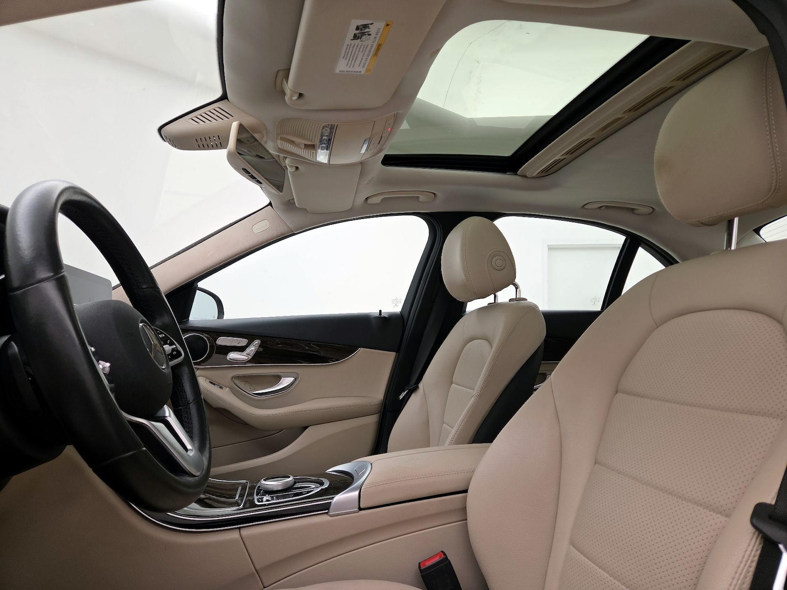 Sunroof(s) & Overhead Airbags