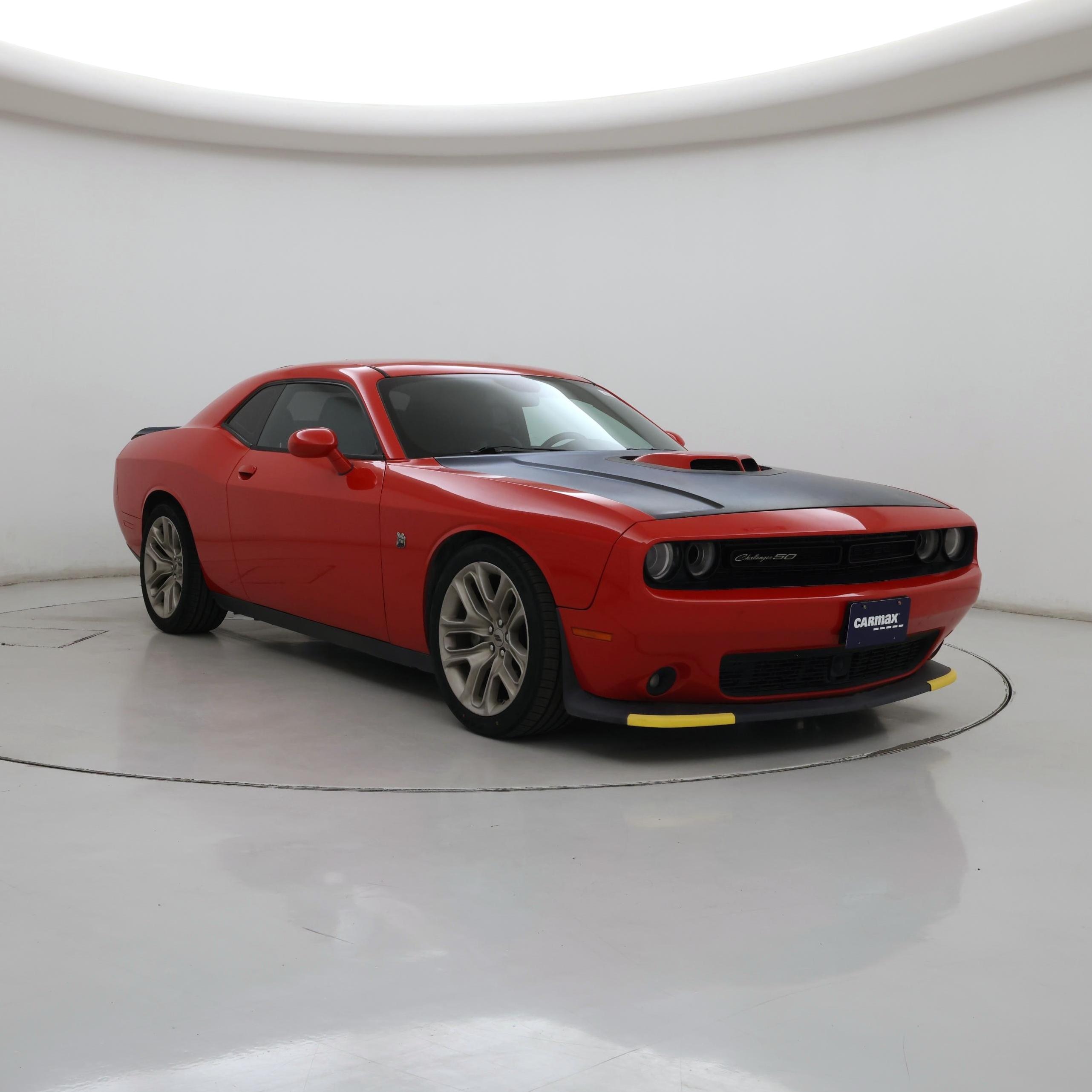 Red 2020 Dodge Challenger Coupe Rear-Wheel Drive Automatic
