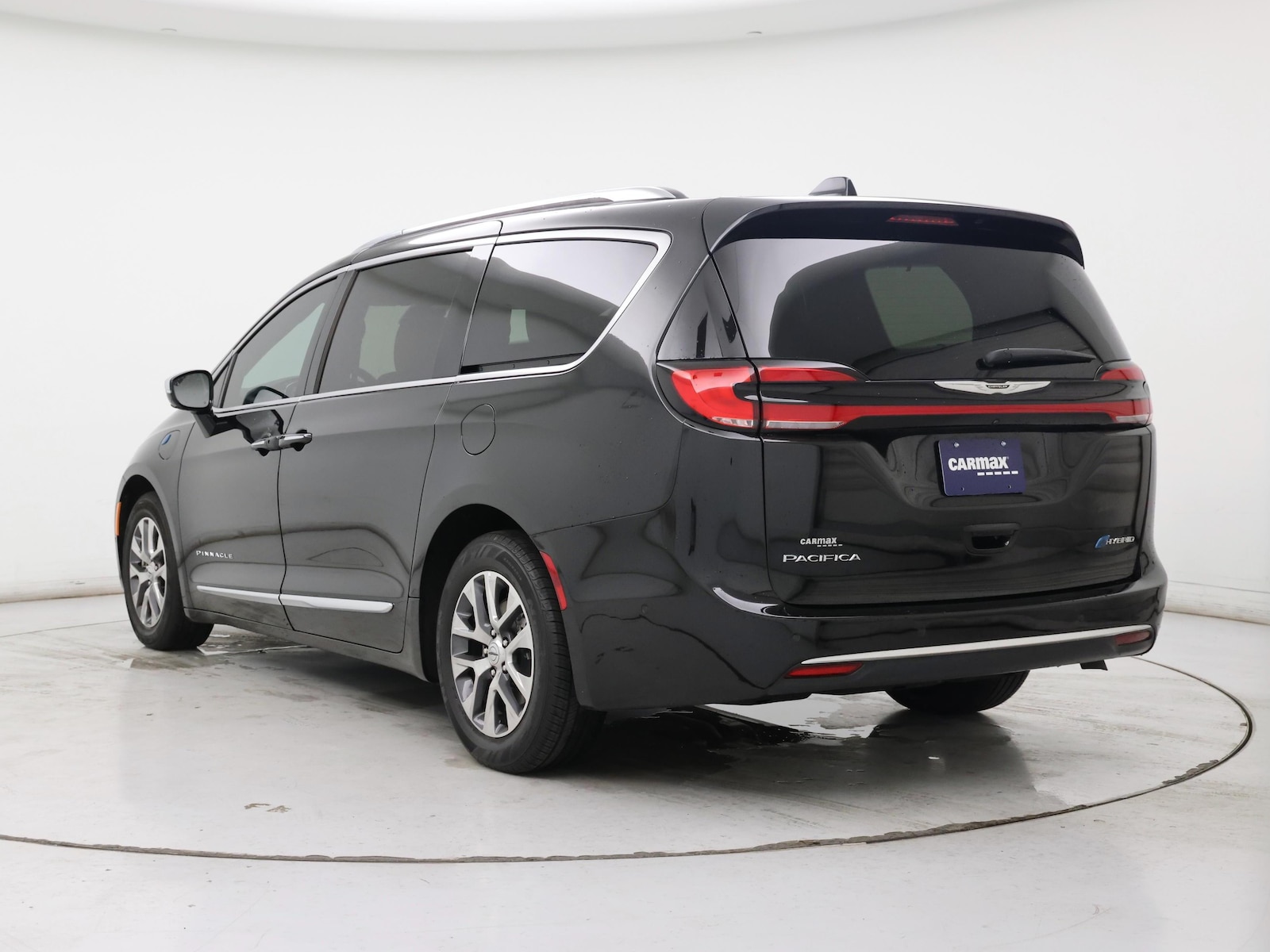 2023 Chrysler Pacifica Hybrid Pinnacle - Photo 3