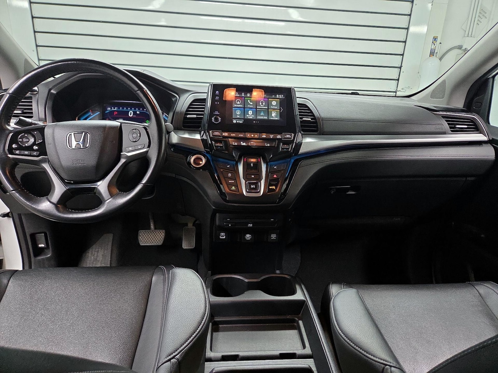 Apple CarPlay® & Android Auto™