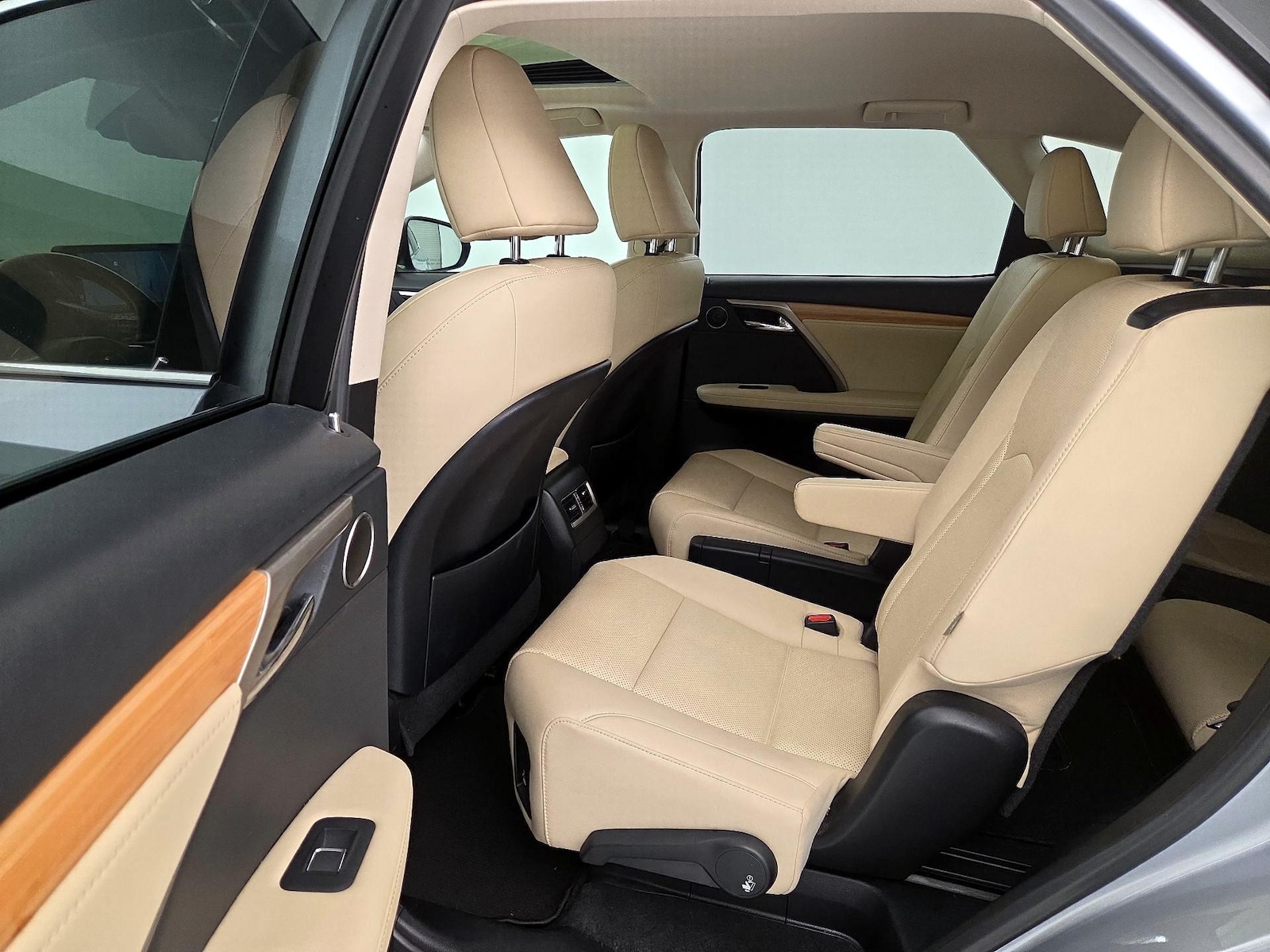 Rear Air Conditioning