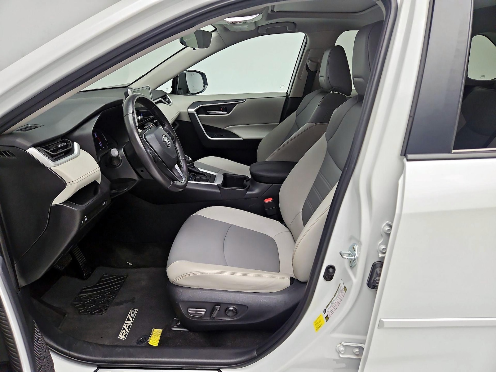 Power Seat(s) & Side Airbags