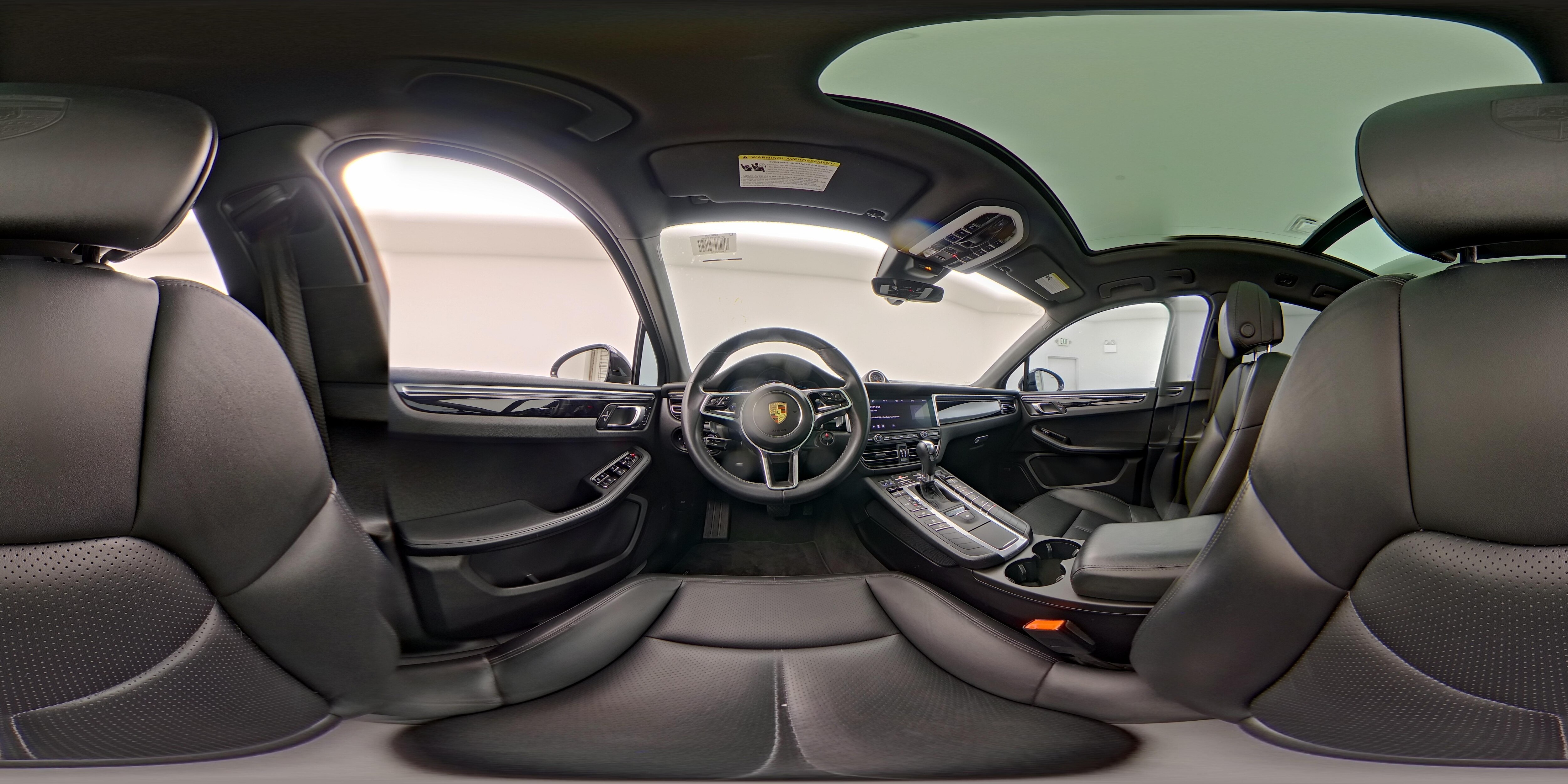 2021 Porsche Macan S - Photo 28