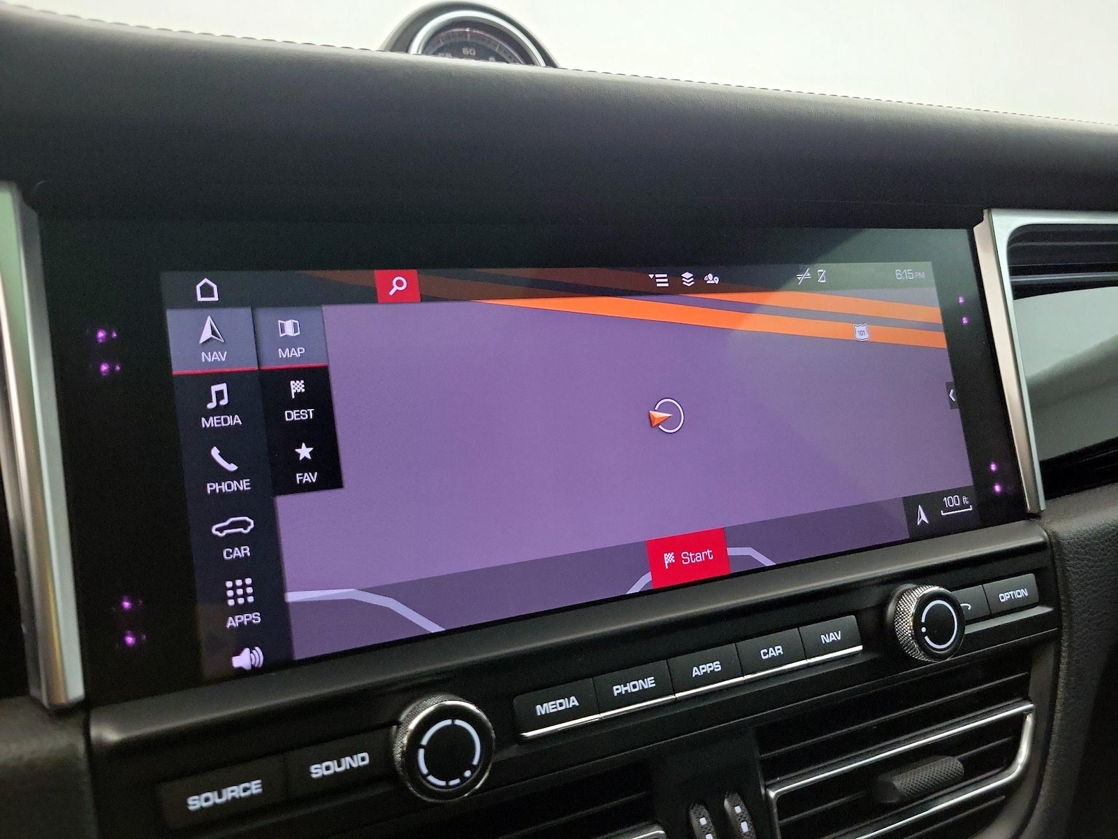 2021 Porsche Macan S - Photo 15