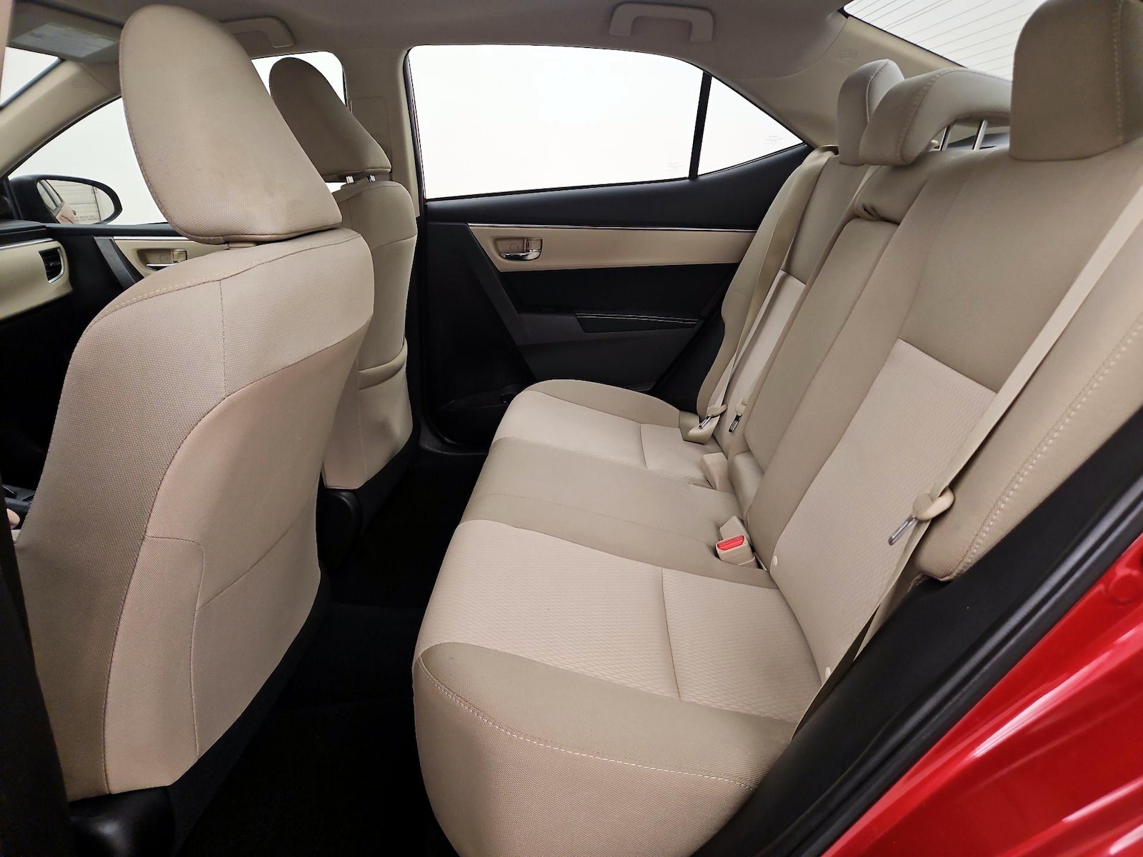 2015 Toyota Corolla LE - Photo 20