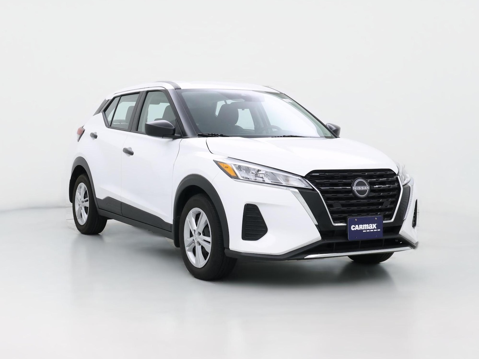 2023 Nissan Kicks
