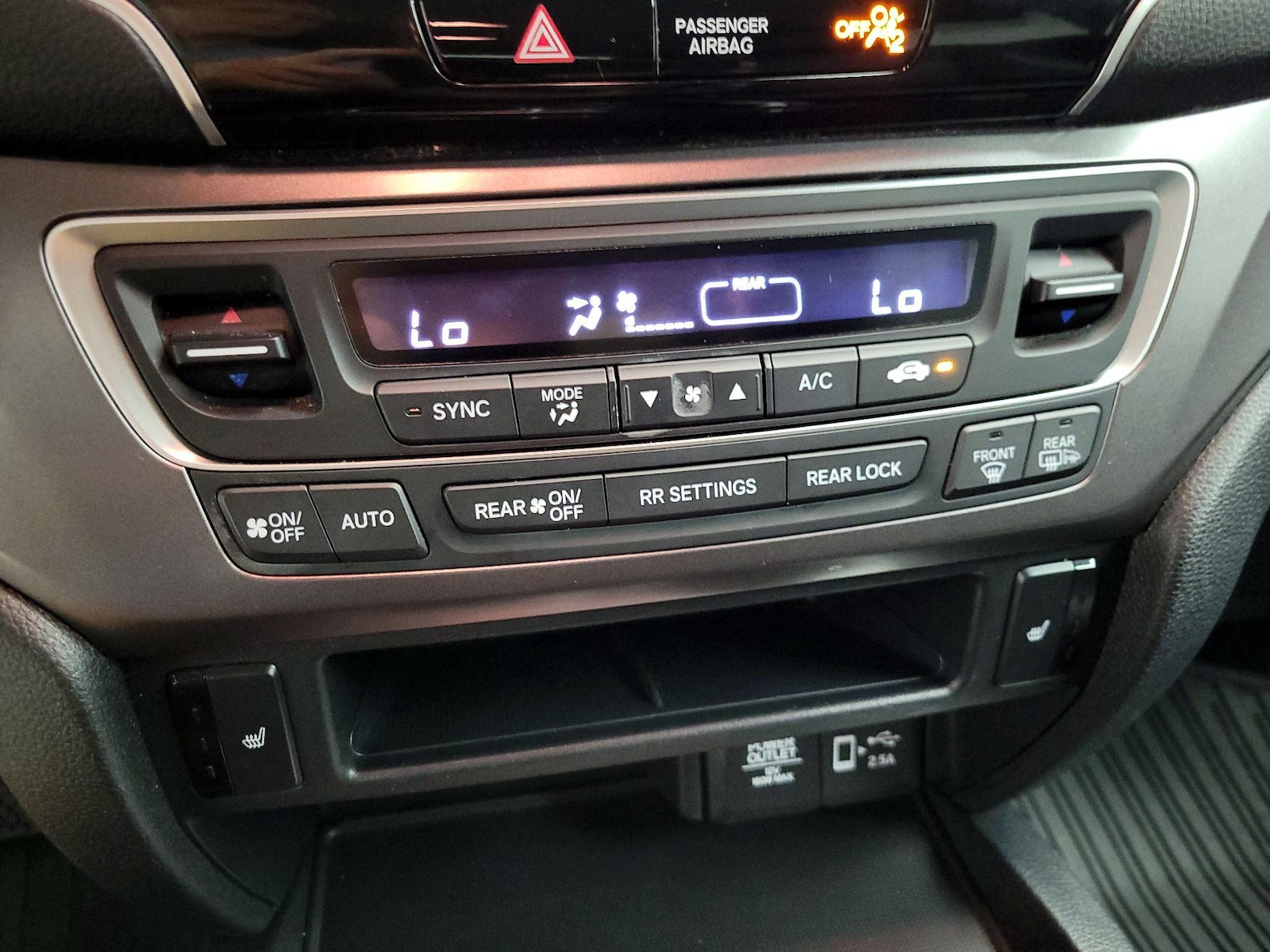 2020 Honda Pilot EX-L - Photo 18