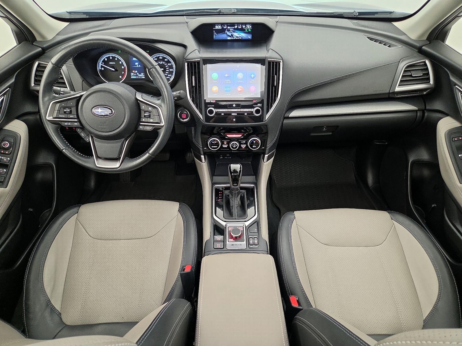 Apple CarPlay® & Android Auto™