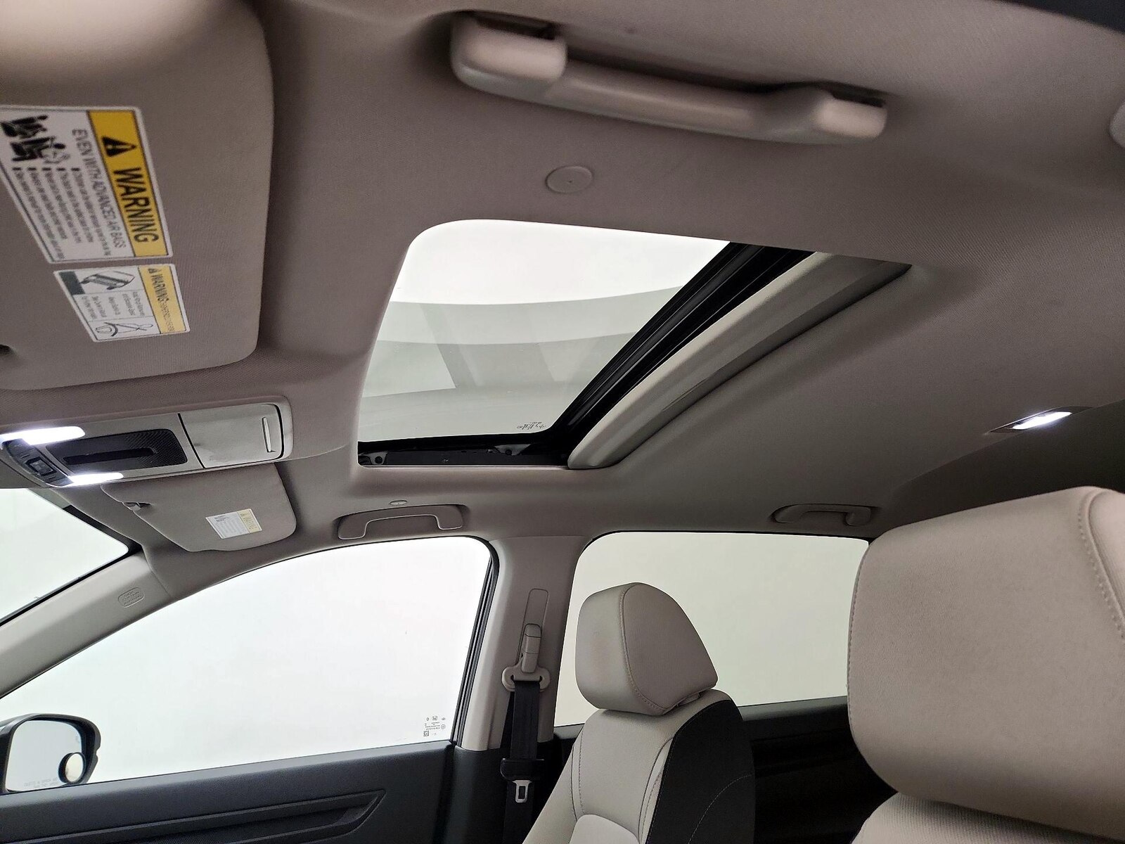 Sunroof(s) & Overhead Airbags