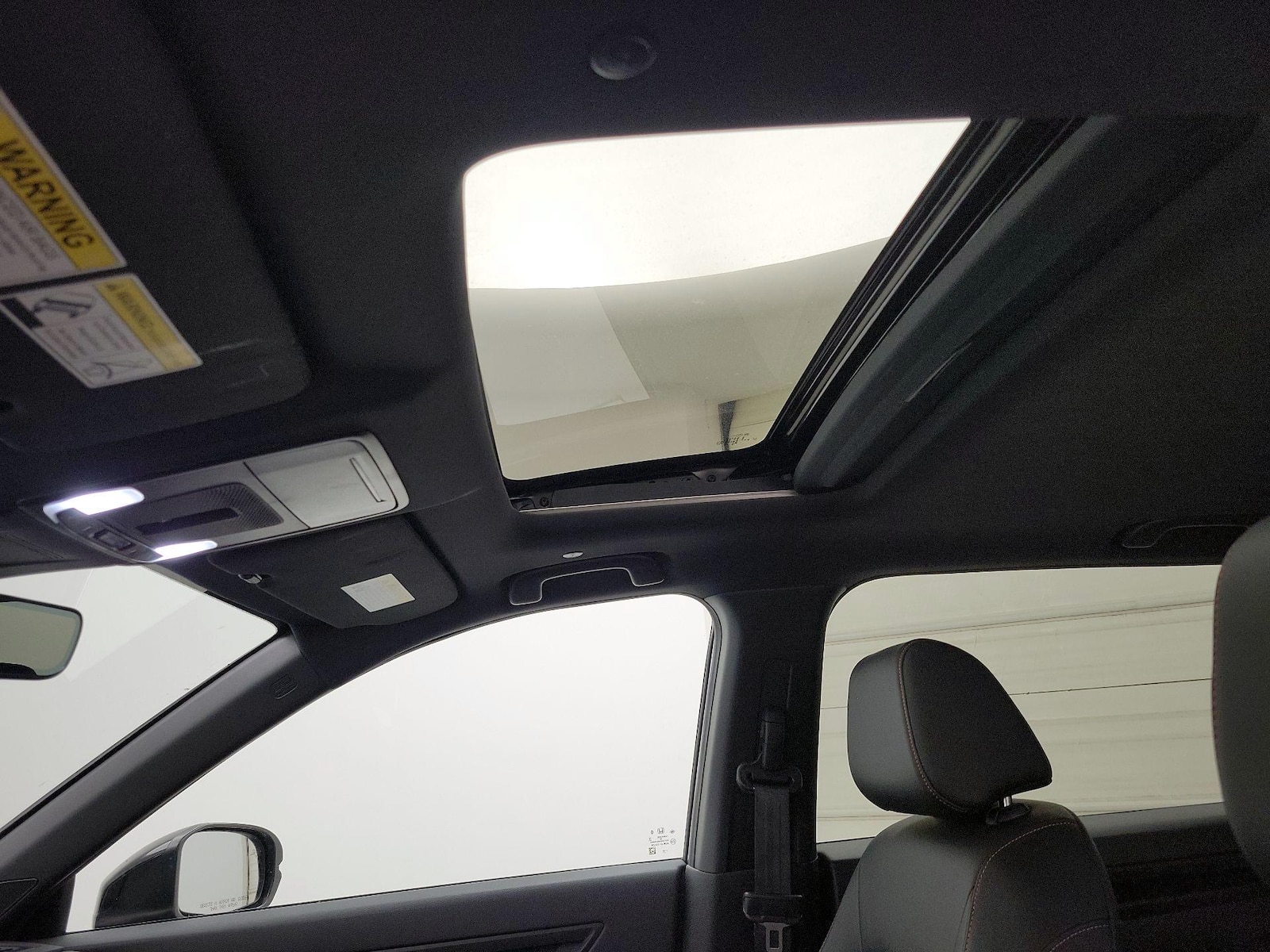 Sunroof(s) & Overhead Airbags