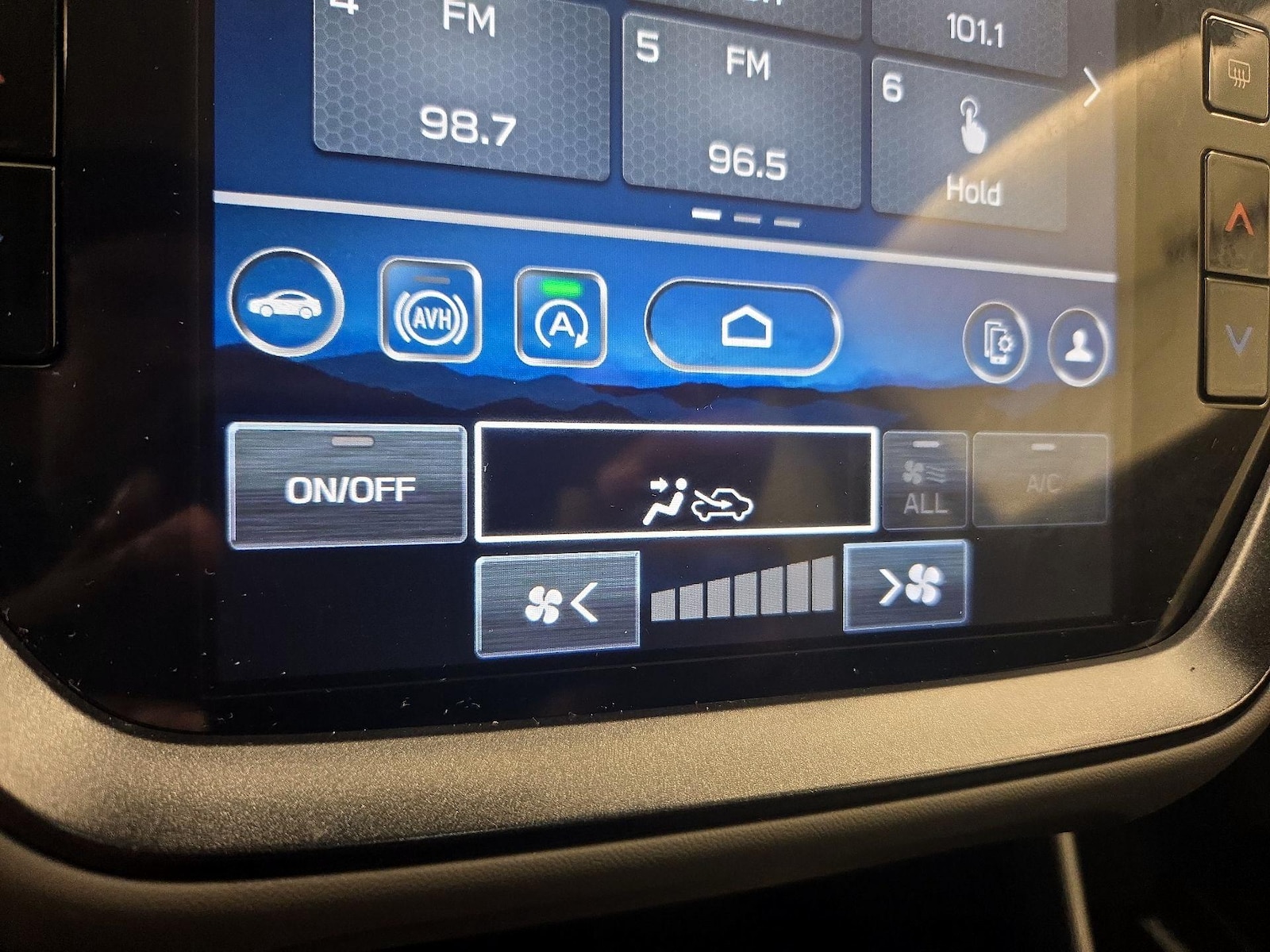2025 Subaru Crosstrek Limited - Photo 17