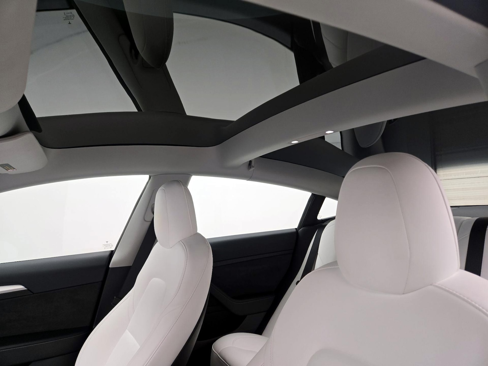 Skylight(s) & Overhead Airbags