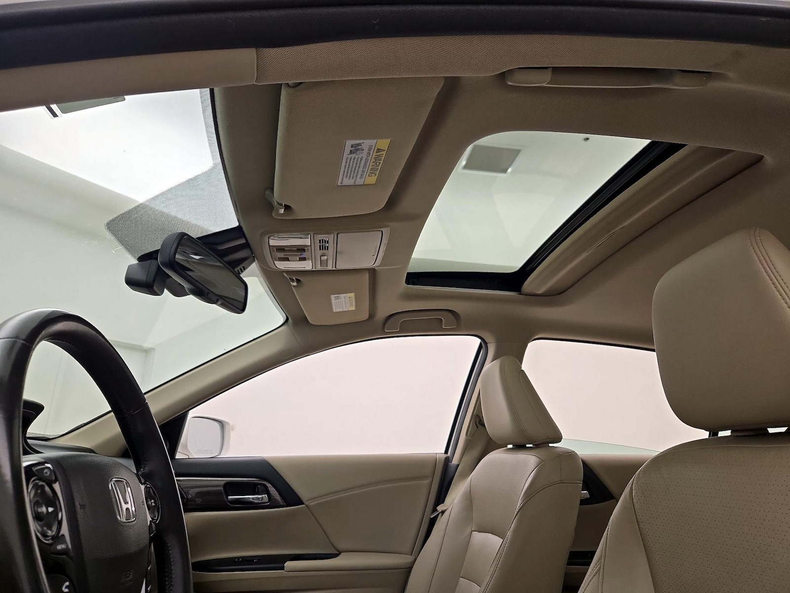 Sunroof(s) & Overhead Airbags
