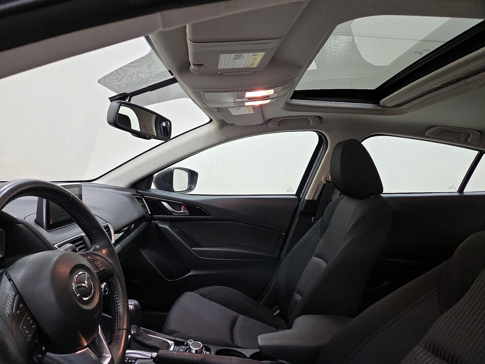 Sunroof(s) & Overhead Airbags