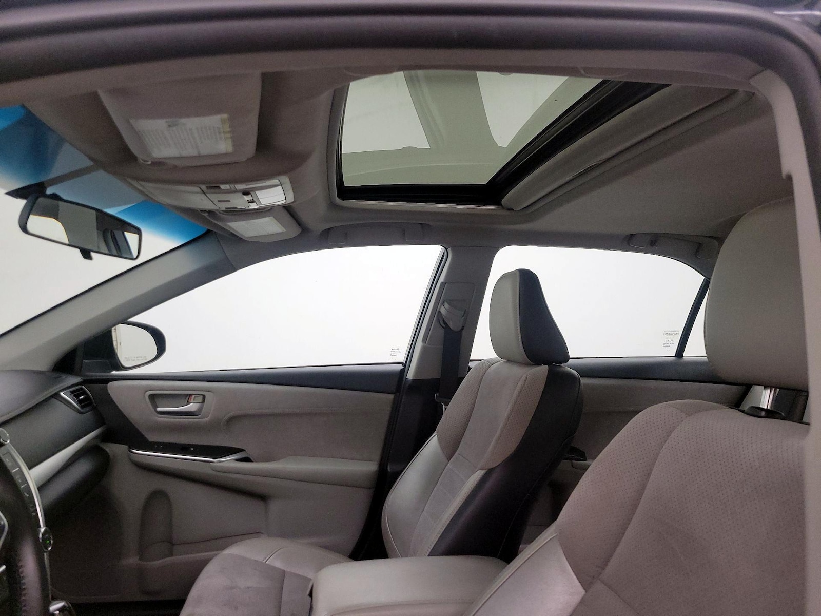 Sunroof(s) & Overhead Airbags