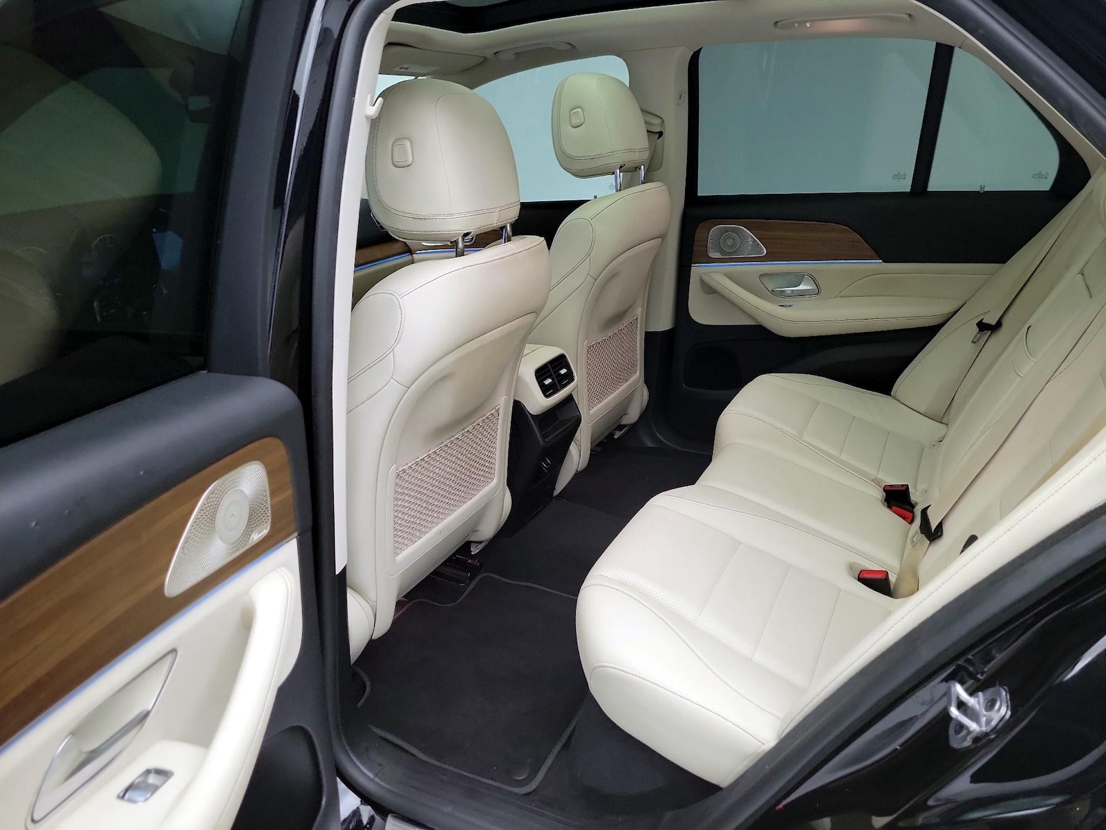 Rear Air Conditioning