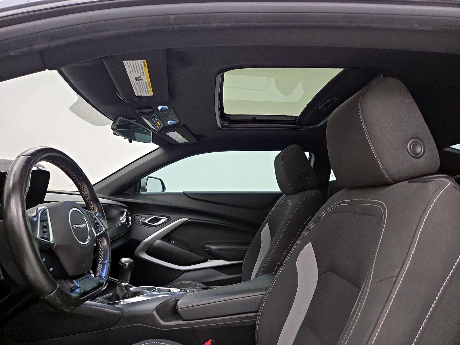 Sunroof(s) & Overhead Airbags
