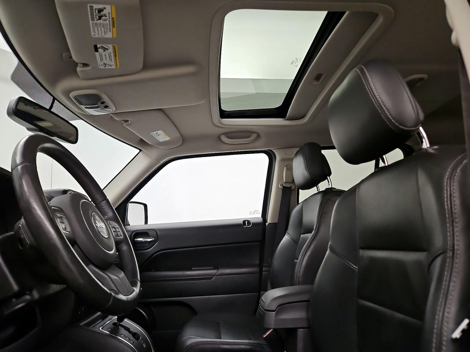 Sunroof(s) & Overhead Airbags