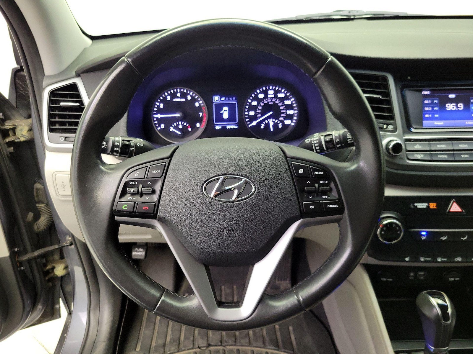 2017 Hyundai Tucson Sport - Photo 11