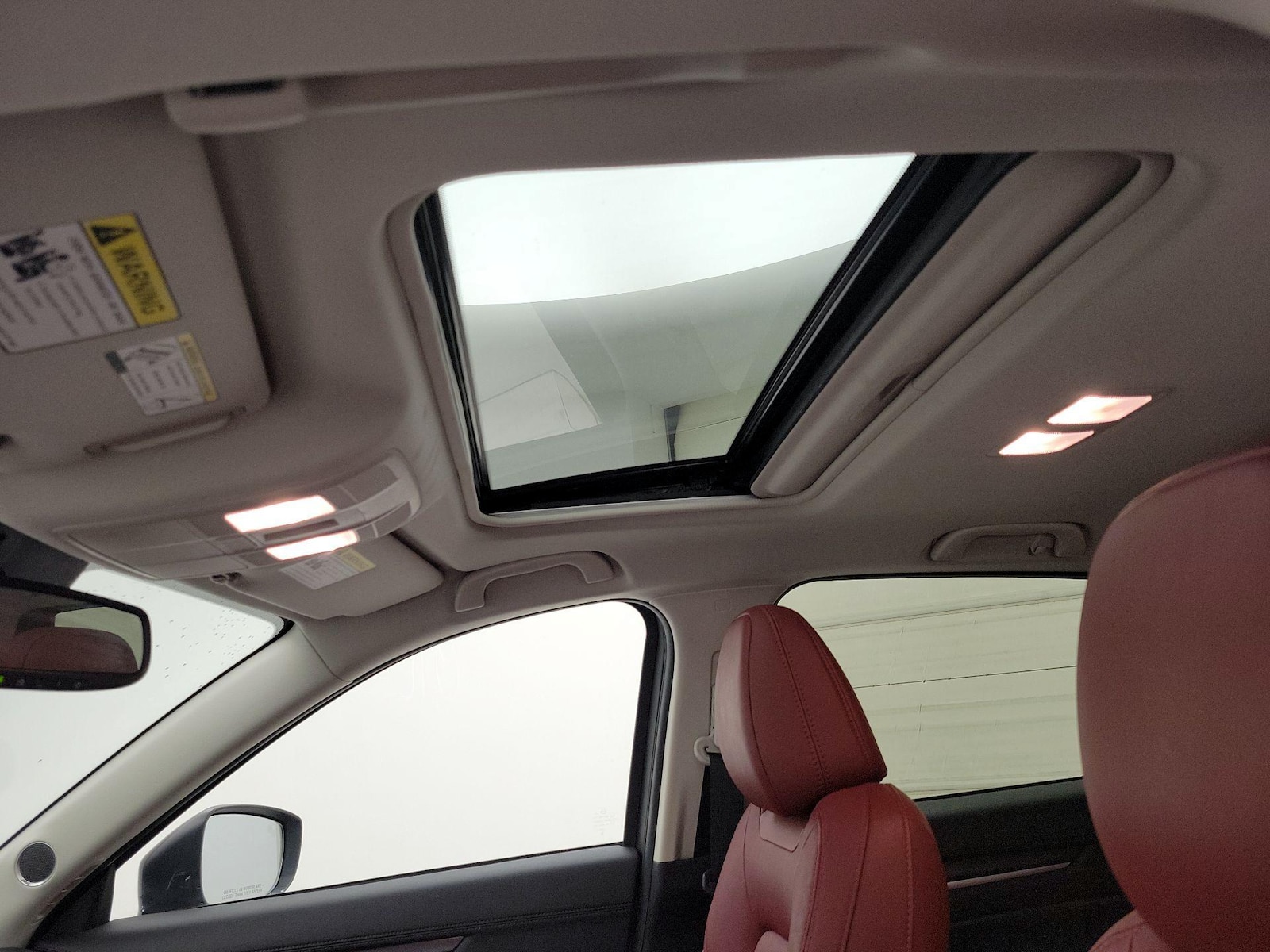 Sunroof(s) & Overhead Airbags