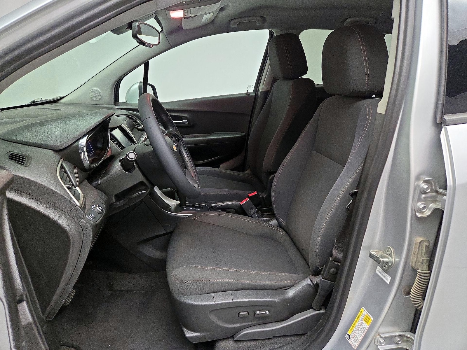 Power Seat(s) & Side Airbags