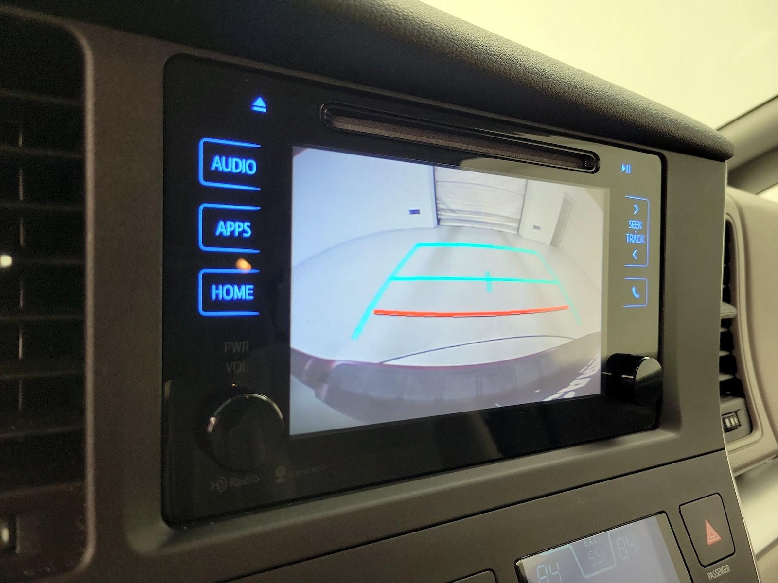 2015 Toyota Sienna LE - Photo 15