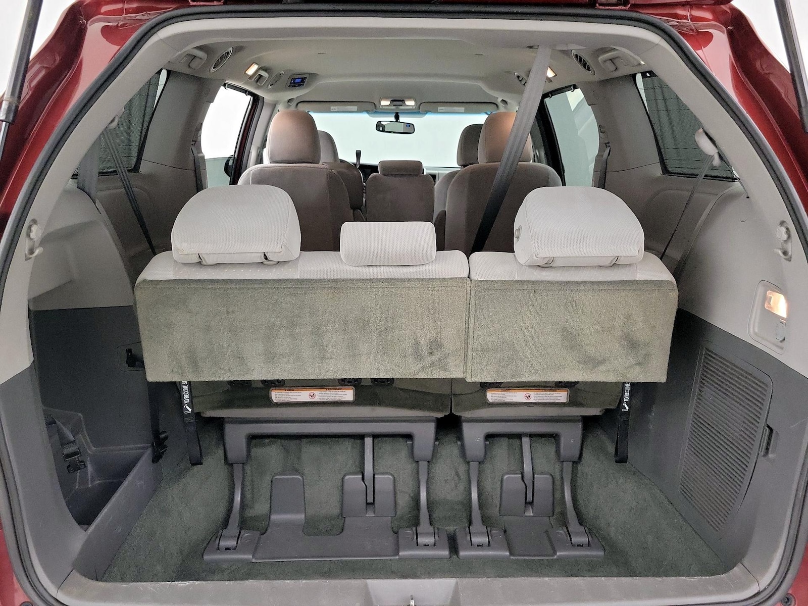 2015 Toyota Sienna LE - Photo 22