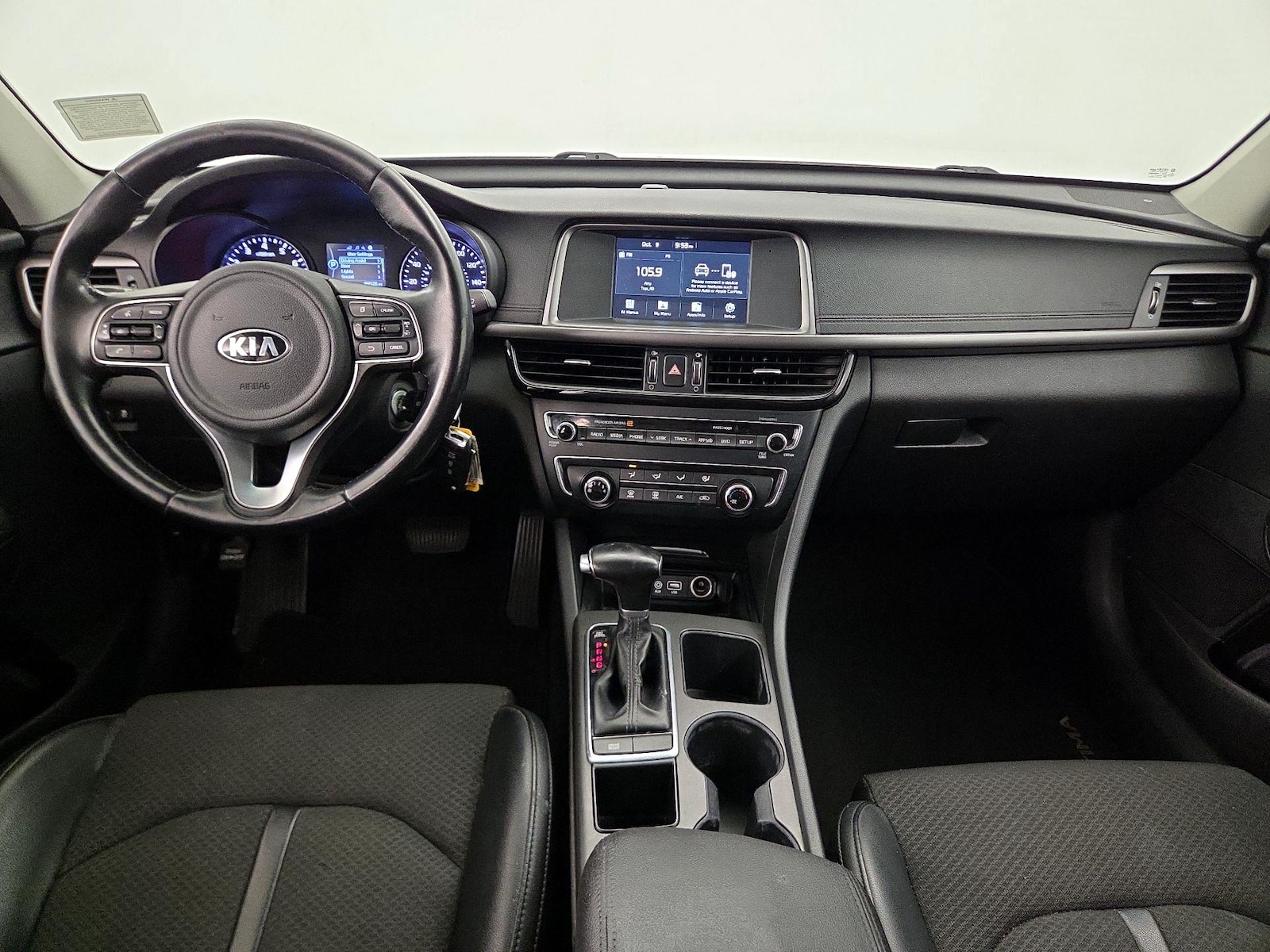 Apple CarPlay® & Android Auto™