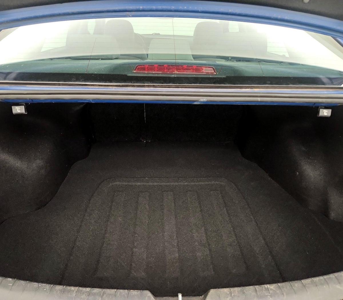 Trunk/Cargo (Seats Up)