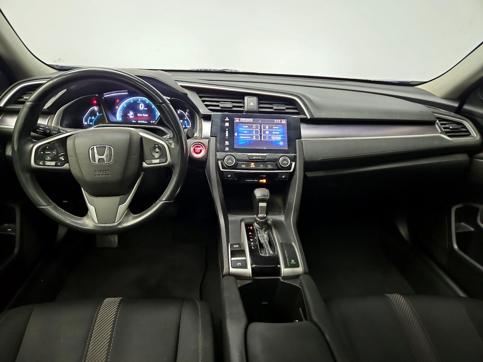 Apple CarPlay® & Android Auto™
