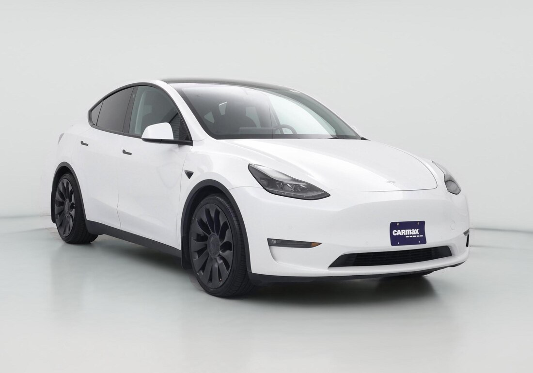 2022 Tesla Model Y Performance All-Wheel Drive in White — CarMax photo