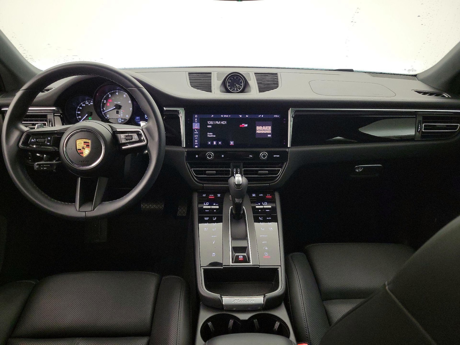 Apple CarPlay®