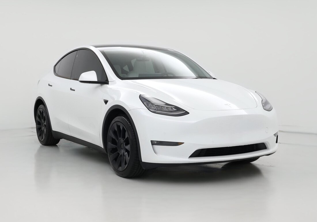 2021 Tesla Model Y Long Range All-Wheel Drive in White — CarMax photo