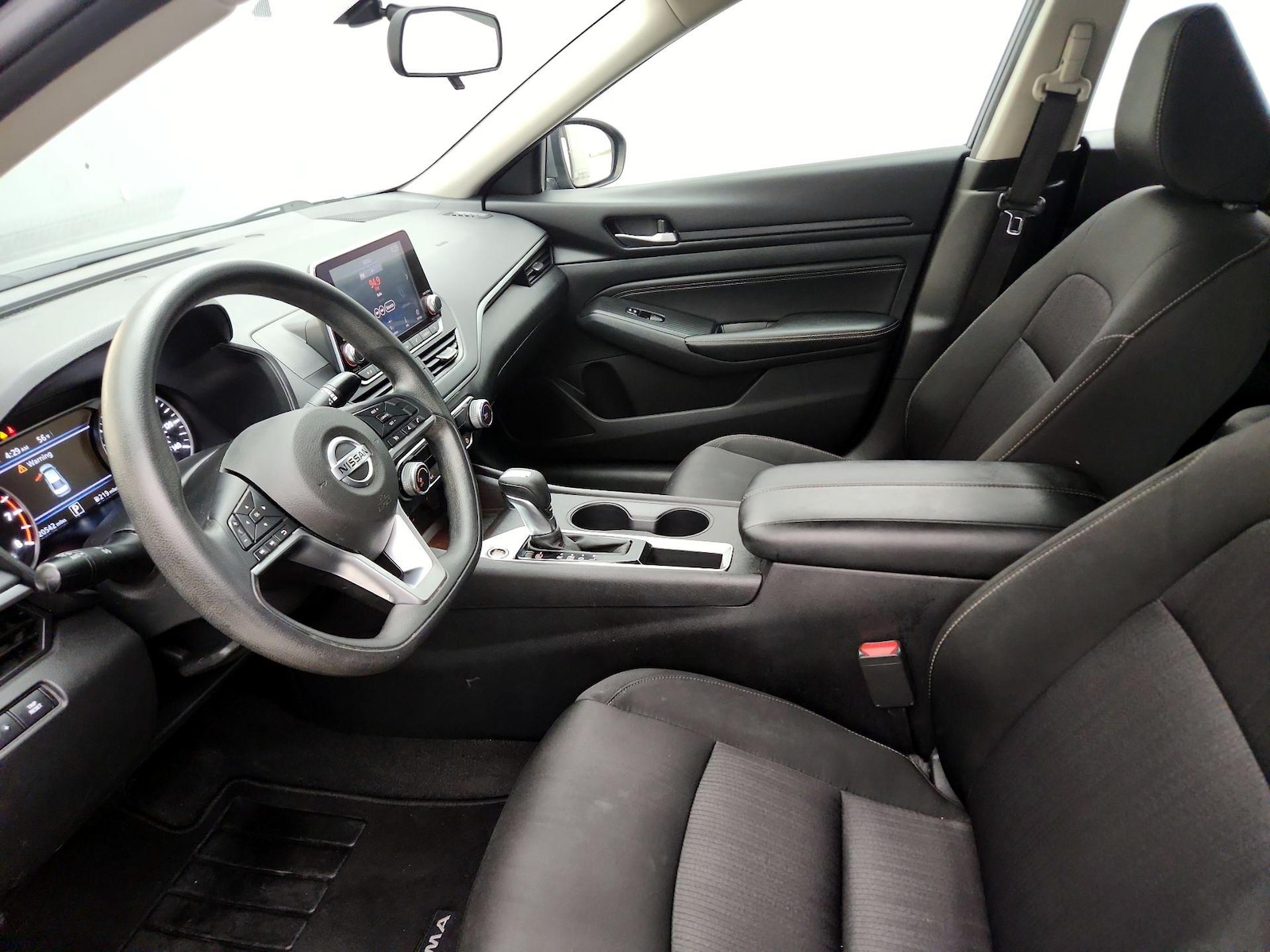 Power Seat(s) & Side Airbags