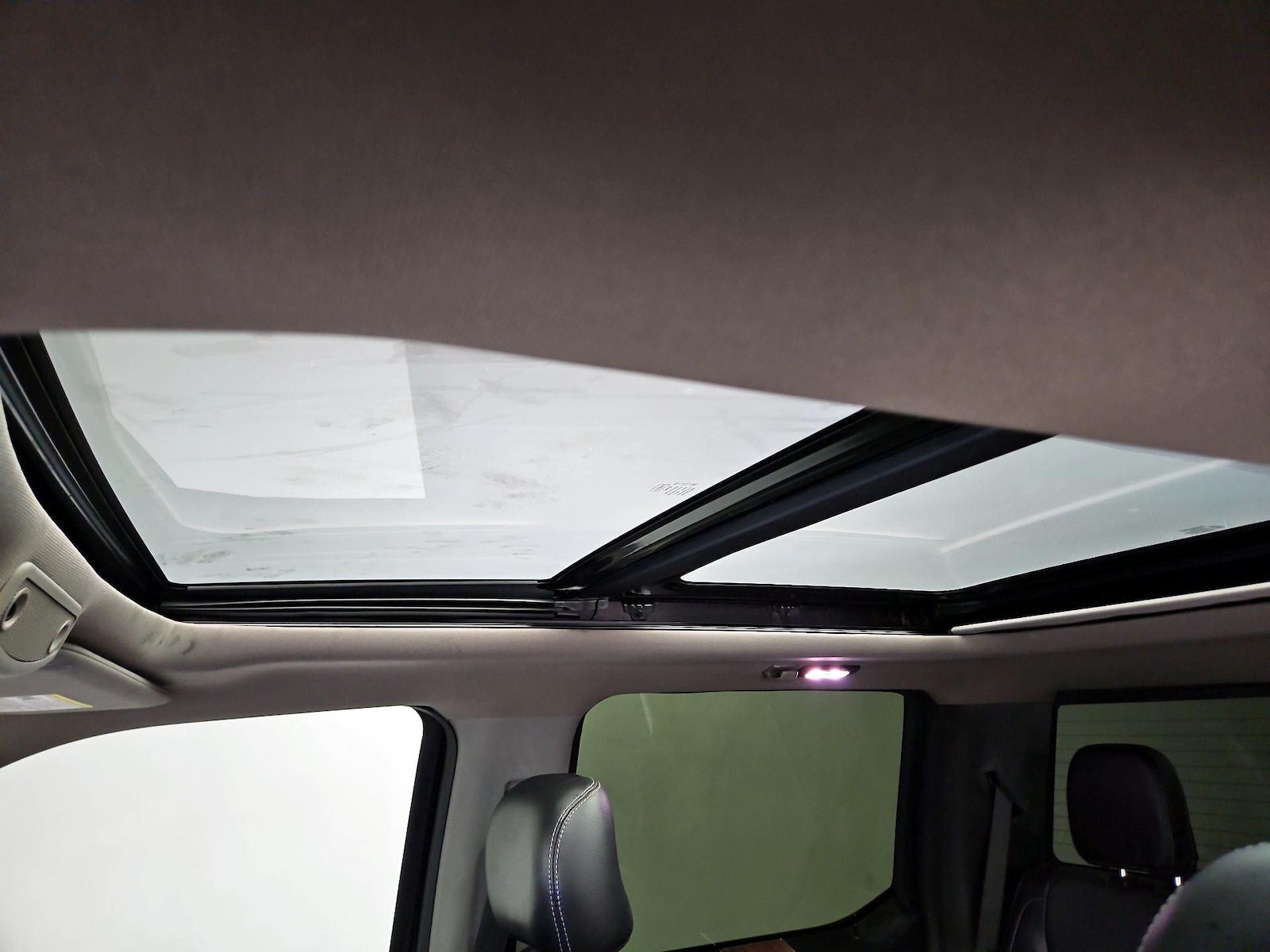 Panoramic Sunroof