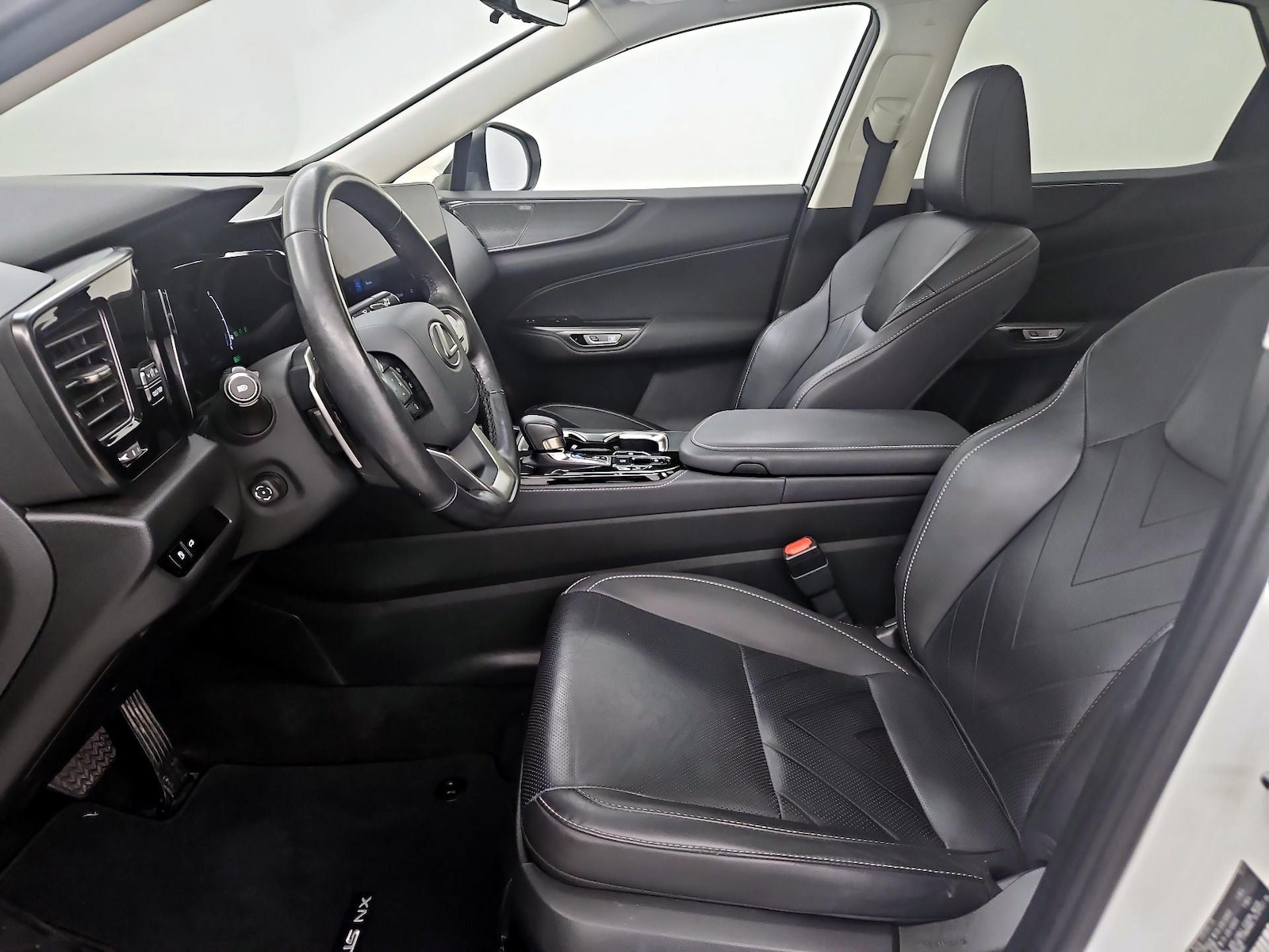 2024 Lexus NX Hybrid 350h - Photo 12