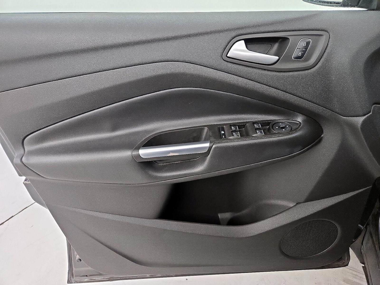 2017 Ford Escape SE - Photo 13
