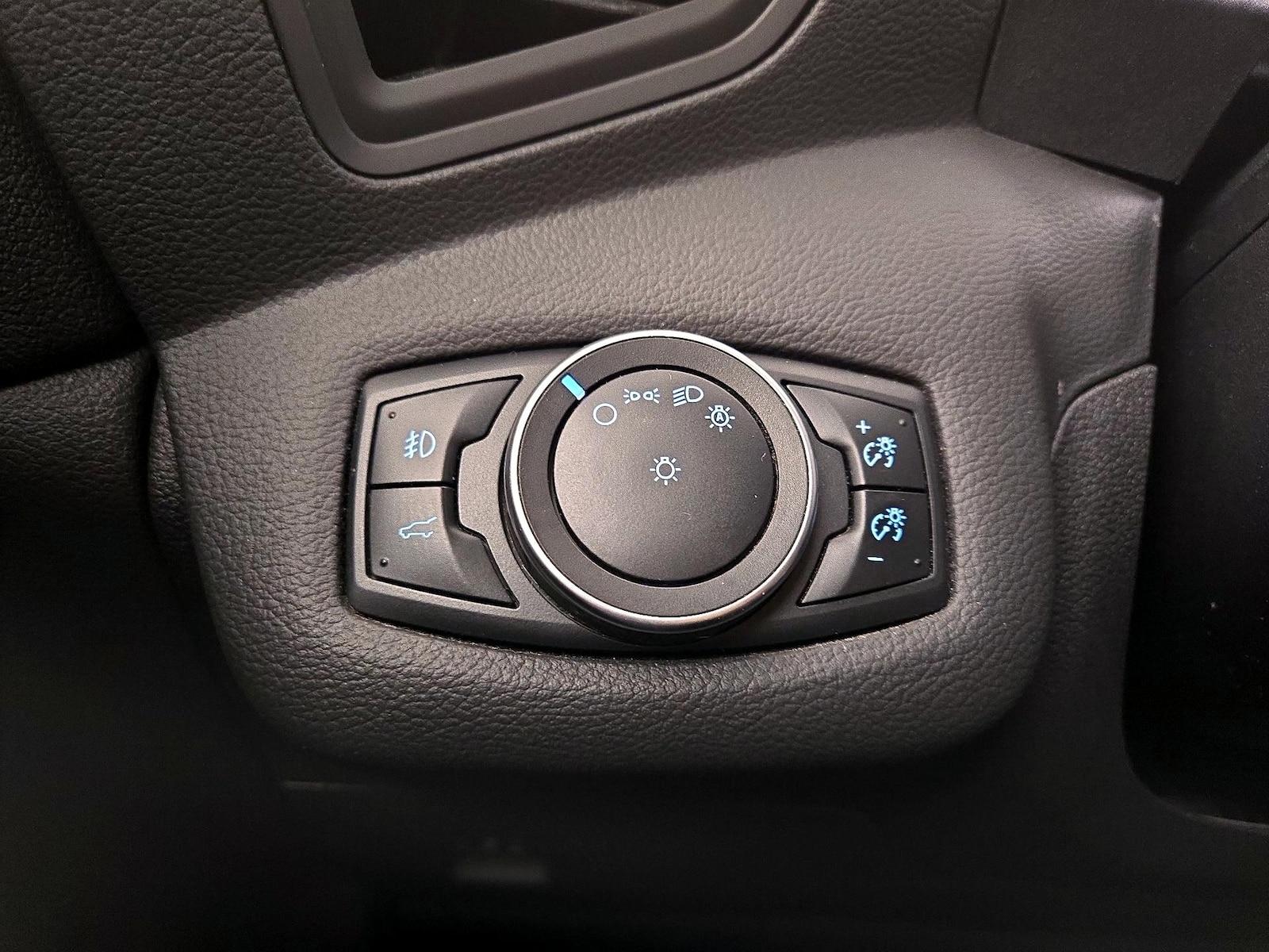 2017 Ford Escape SE - Photo 14
