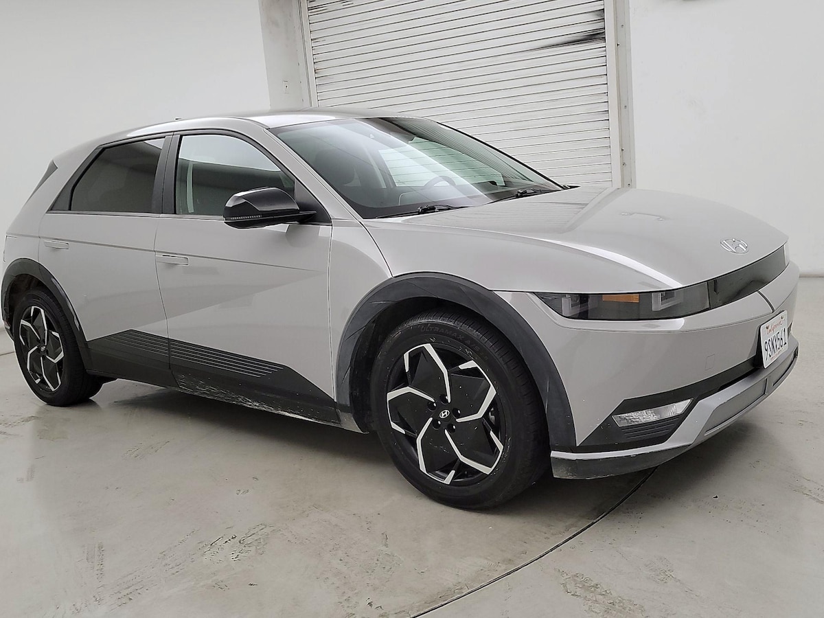 Featured vehicle