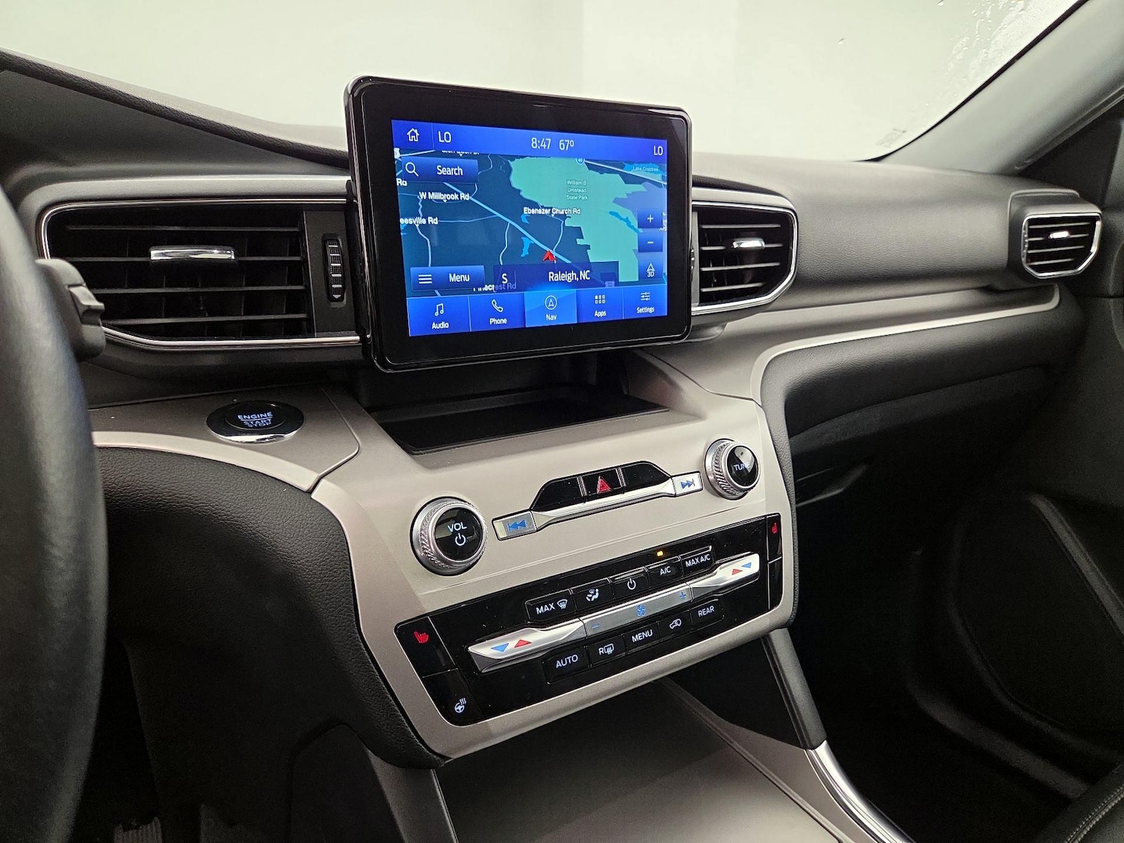 2022 Ford Explorer XLT - Photo 15