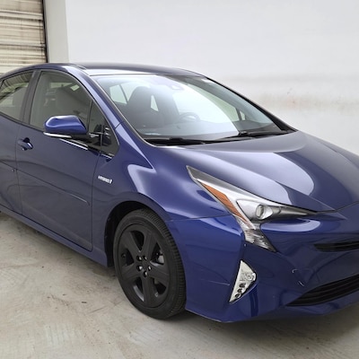 2017 Toyota Prius Three Touring